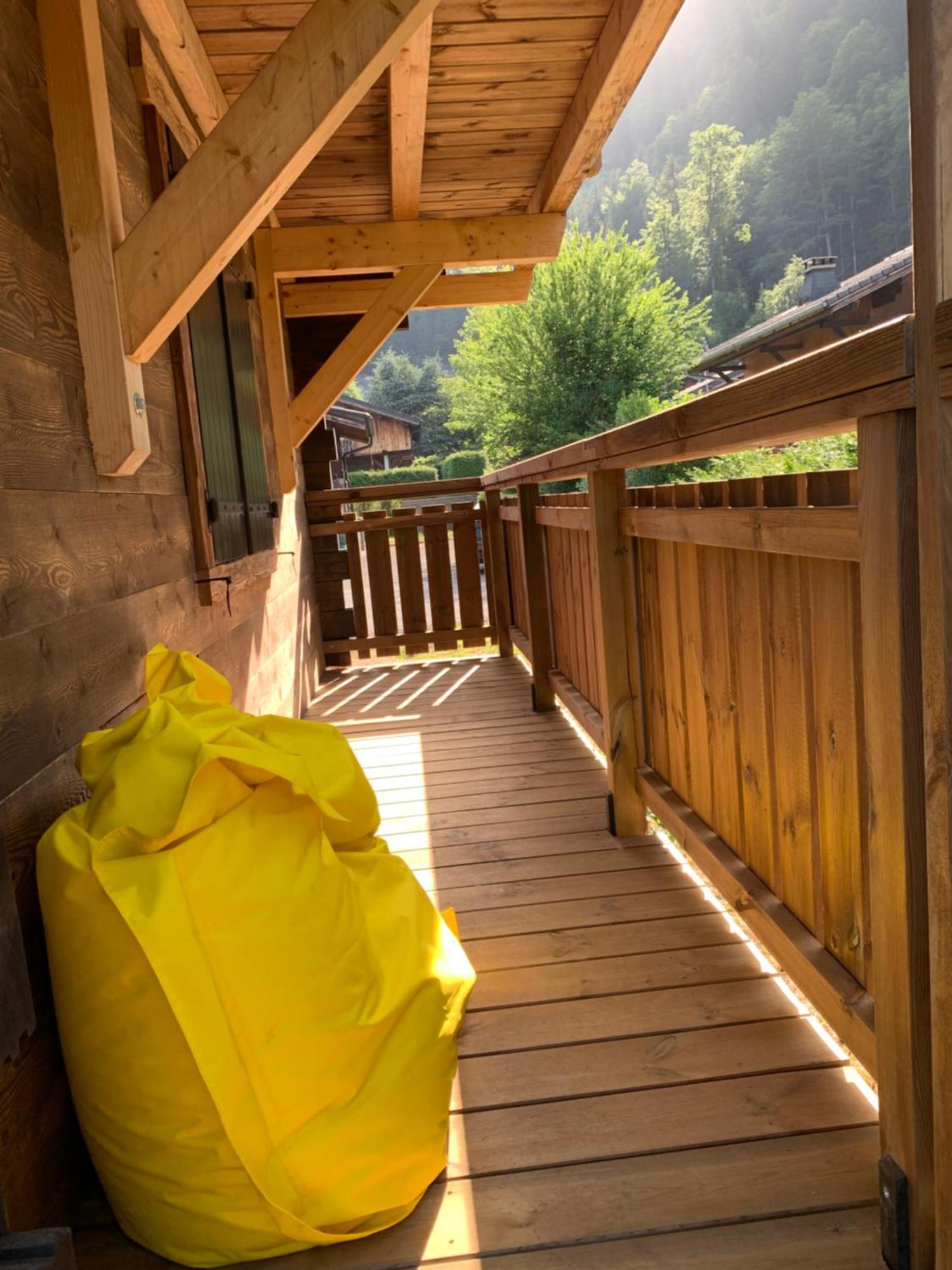 Le Petit Chalet De Монрьон Номер фото